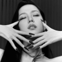 Исполнитель: JISOO