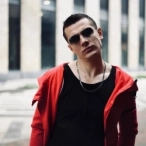 Исполнитель: NЮ