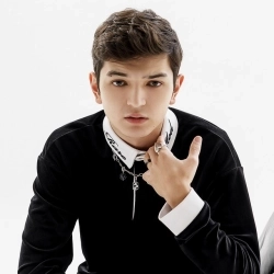 Исполнитель: Akmal'