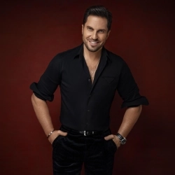 Виконавець: Артур Пирожков