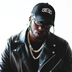 Виконавець: CANCUN