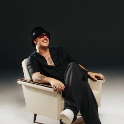 Виконавець: CYRIL