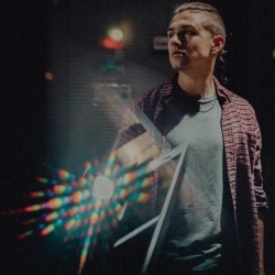 Виконавець: David Glads