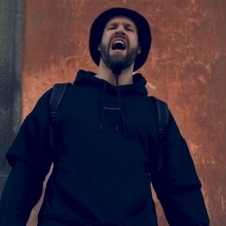 Виконавець: DenyMo