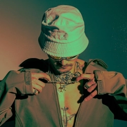 Виконавець: Diss One