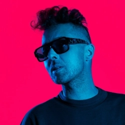 Виконавець: Fly Project