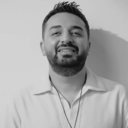 Виконавець: Kamro