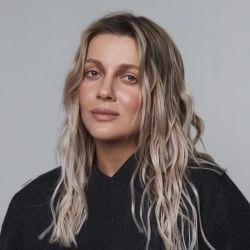 Виконавець: KOLA