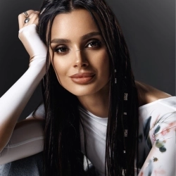 Виконавець: Korolova