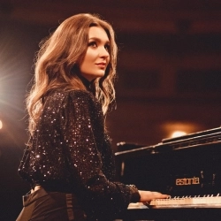 Виконавець: Ksenia Kostina