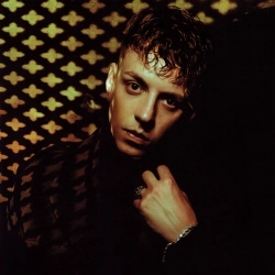 Виконавець: Markul