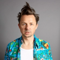 Исполнитель: Martin Solveig