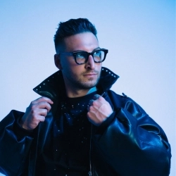 Виконавець: Matt Sassari