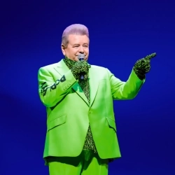 Виконавець: Михайло Поплавський