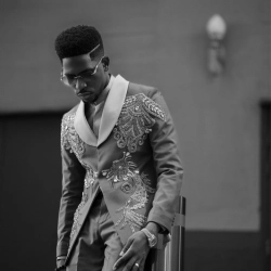 Виконавець: Moses