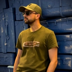 Виконавець: MOTROV