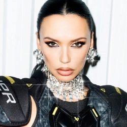 Виконавець: SERYABKINA