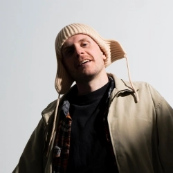 Виконавець: ШкольниК