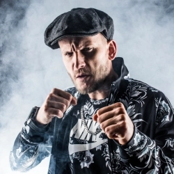 Виконавець: Сява