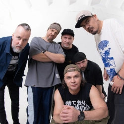 Виконавець: ТНМК