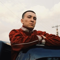 Исполнитель: Ulukmanapo