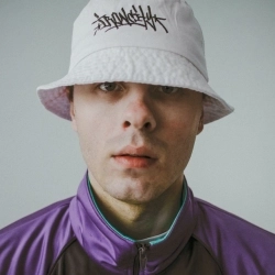 Виконавець: Zombo