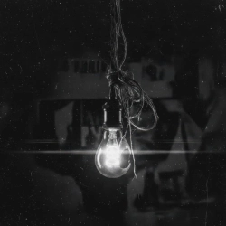 Never Seen Miami - Поки у мене є світло