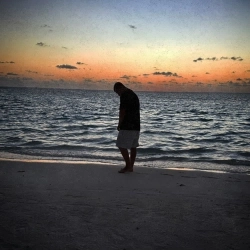 WHITE GALLOWS & Real girl - Поводы