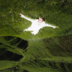 Yurii Retrograde - Туди-сюди